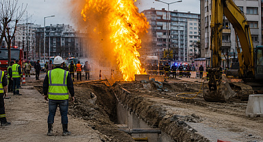 SERDİVAN'DA DOĞALGAZ HATTINDA PATLAMA! 1 İŞÇİ YARALANDI
