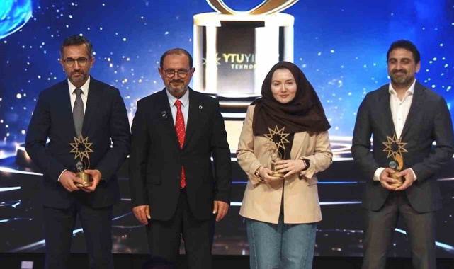 Türkiye'nin teknoloji yıldızları belli oldu: 37 şirket ödüllendirildi