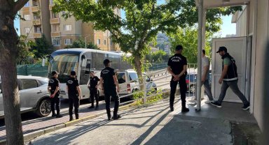 Uyuşturucu operasyonundan gözaltına alınan ünlüler adliyeye sevk edildi