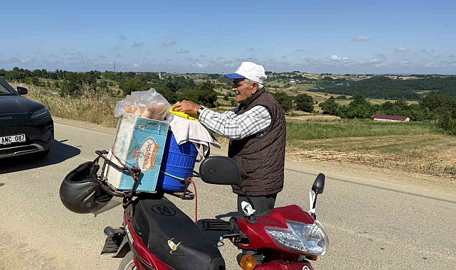 Yarım asırdan fazladır köy köy gezerek dondurma satıyor