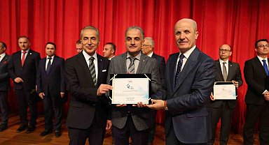YÖK'ten Sakarya Üniversitesi'ne "Spor Dostu Kampüs" ödülü