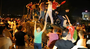 10 YIL GEÇTİ AMA UNUTULMADI! İŞTE SAKARYA'DA 15 TEMMUZ GECESİ