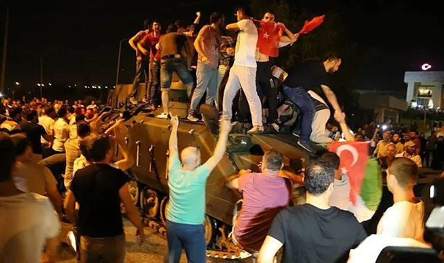 10 YIL GEÇTİ AMA UNUTULMADI! İŞTE SAKARYA'DA 15 TEMMUZ GECESİ