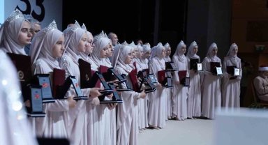 33 hafız icazetlerini dualarla aldı