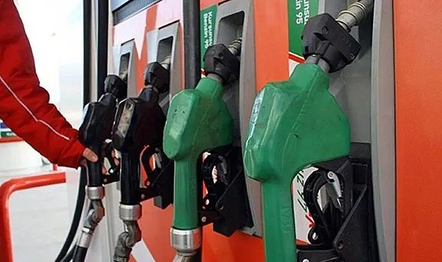 AKARYAKITTA ÇİFTE ZAM! BENZİN VE MOTORİN YİNE ARTIYOR