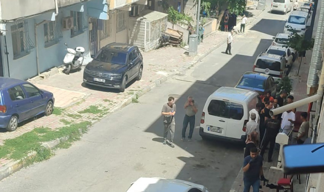 Bağcılar'da iş yerine kurşun yağdırdı: 1 yaralı