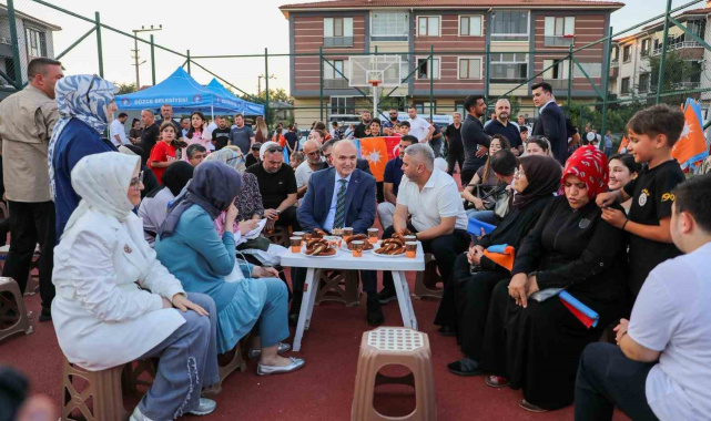 Başkan Özlü: "Biz seçimden seçime değil, her zaman sizinleyiz"