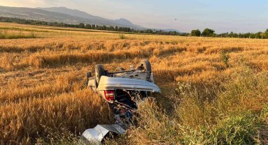 Bolu'da tarlaya uçan otomobil hurdaya döndü: Sürücü kayıplara karıştı