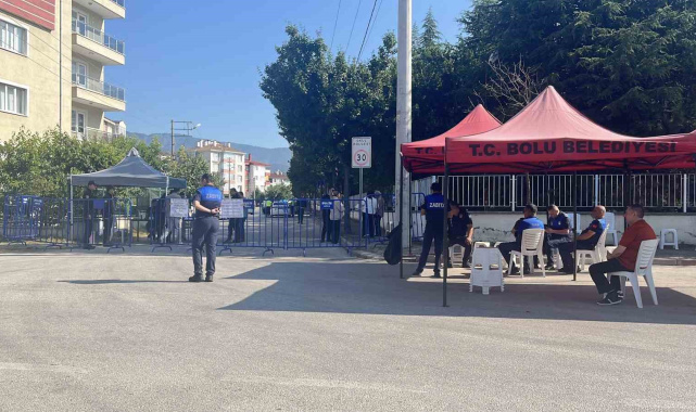Bolu'daki "rüşvet ve irtikap" davasında zincir market ve ruhsat iddiaları ele alındı