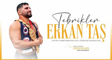 Cumhurbaşkanı Erdoğan, başpehlivanlık unvanını kazanan Erkan Taş'ı tebrik etti