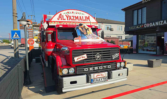 Dedesinin hatırasını "Al Yazmalım" kamyonuyla yaşatıyor