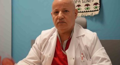 Doktorlar gözlerine inanamadı: 1,5 yıl ertelediği ameliyatta karnından dev kitle çıktı