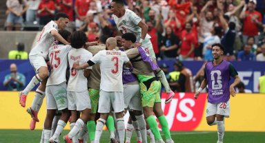 Dünya Kupası'nda ilk çeyrek finalist Fas