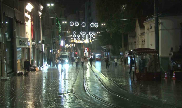 İstanbul Avrupa Yakası'nda beklenen yağış başladı
