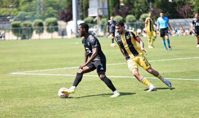 Kocaelispor, Riva kampını hazırlık maçıyla noktaladı