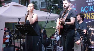Maltepe'de 90'lar rüzgarı devam ediyor