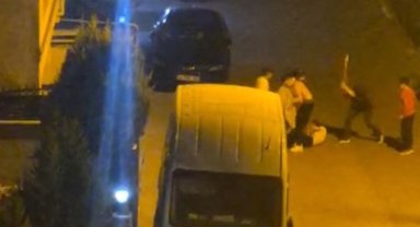 Pendik'te yabancı uyruklu şahıslar arasında kavga kamerada