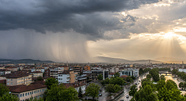 Sakarya'da hava değişiyor! Bunaltan sıcaklara yağmur molası