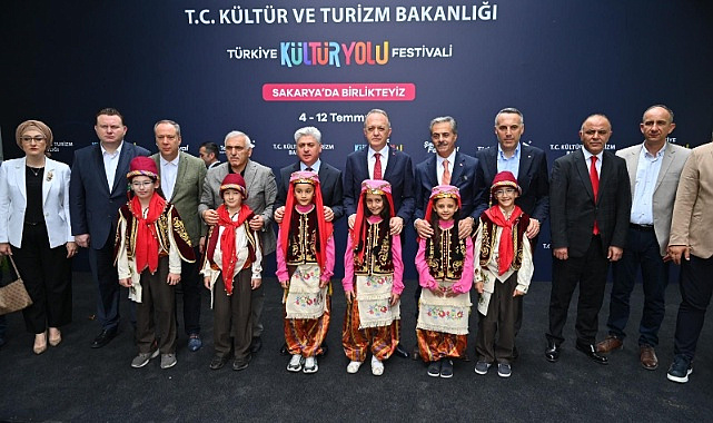 Sakarya'da kültür şöleni başladı! 186 etkinlikle 9 gün boyunca festival heyecanı