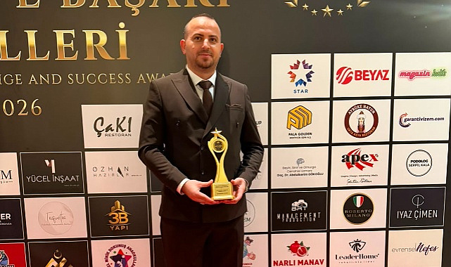 Sakarya Medya ve Haldız Kurumsal'ın Kurucusu Recep Haldız'a Uluslararası Başarı Ödülü