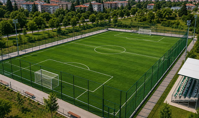 Serdivan'da 3 mahalleye yeni futbol sahası! İhale tarihi belli oldu