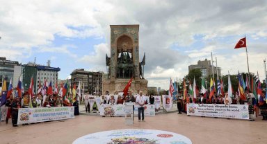 Taksim Meydanı'nda görsel şölen