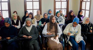 TÜRGEV'li genç kızlar savunma teknolojileri ve yapay zeka alanlarında yetişiyor