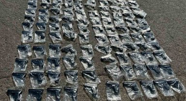 Tuzla'da durdurulan otobüsten cephanelik çıktı: 120 silah ele geçirildi