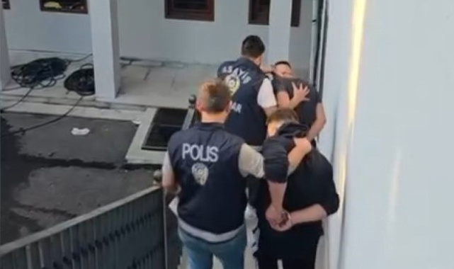 Üsküdar'da uyuşturucu operasyonu: 1 kilo 816 gram madde ele geçirildi