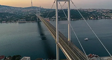 3 GECE SÜRECEK! 15 TEMMUZ ŞEHİTLER KÖPRÜSÜ'NDE TRAFİK DÜZENLEMESİ