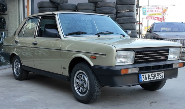 40 yıldır açmadığı kaseti ve hayalini kurduğu 1987 model otomobili hayranı olduğu Cengiz Kurtoğlu'yla buluşturdu