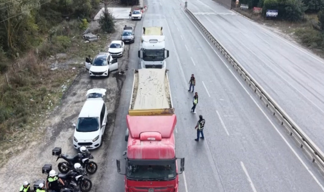 Arnavutköy'de hafriyat kamyonlarına ve beton mikserlerine denetim