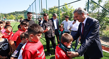 Başkan Alemdar’dan Karasu ve Erenler’e ziyaret: Gençlere yeni spor alanları müjdesi