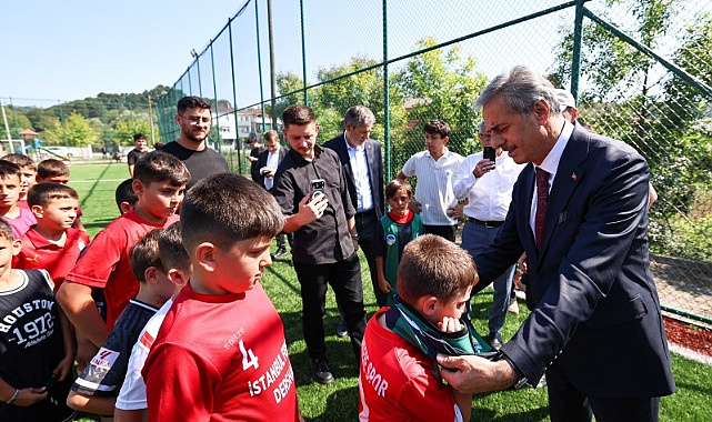 Başkan Alemdar’dan Karasu ve Erenler’e ziyaret: Gençlere yeni spor alanları müjdesi