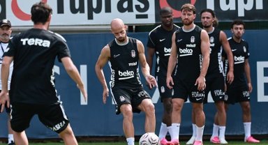 Beşiktaş'ta Leandro Trossard ilk antrenmanına çıktı