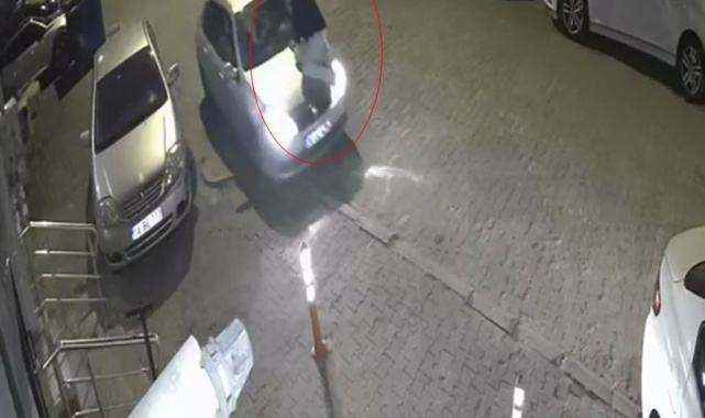 Bolu'da otomobilin kaputunda yolculuk kamerada
