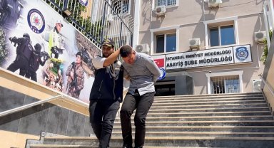 Camide namaz kılan şahsın içerisinde 450 bin TL bulunan çantasını çalan şüpheli yakalandı