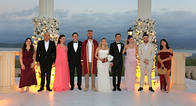 Demetoğlu Ailesinin mutlu günü