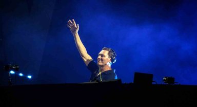 DJ Tiesto İstanbul'da sahneye çıktı