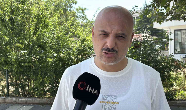 Duyarlı vatandaş TEM'e düşen 1.5 metrelik kütüğü canını tehlikeye atarak yoldan kaldırdı