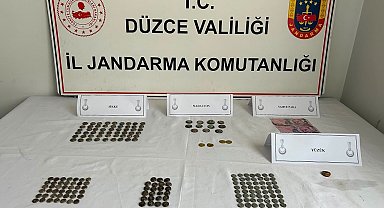 Düzce'de tarihi eser operasyonu 196 sikke ele geçirildi