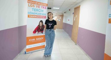 Esenyurt Belediyesi Sürekli Eğitim Merkezi öğrencilerinden üstün başarı