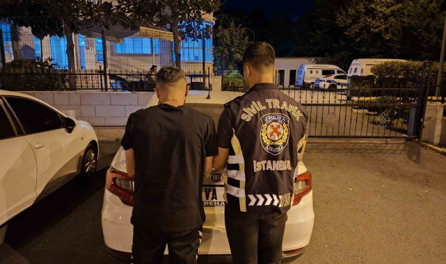 Esenyurt'ta sürücüyle tartışan zanlı, bıçakla lastikleri kesti