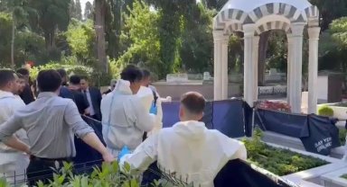 Eski Bakan Arif Ahmet Denizolgun'un fethi kabir işlemi tamamlandı