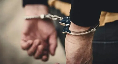 Eski belediye başkanının evine uyuşturucu operasyonu: 4 gözaltı