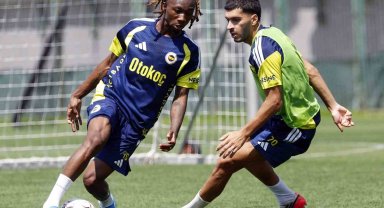 Fenerbahçe, Konyaspor maçı hazırlıklarına ara vermeden başladı