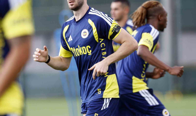 Fenerbahçe, Sturm Graz maçı hazırlıklarını sürdürdü