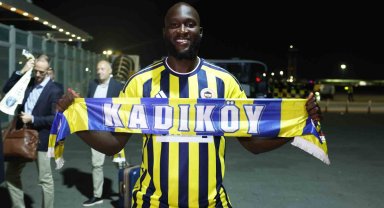 Fenerbahçe'nin yeni transferi Romelu Lukaku, İstanbul'a geldi