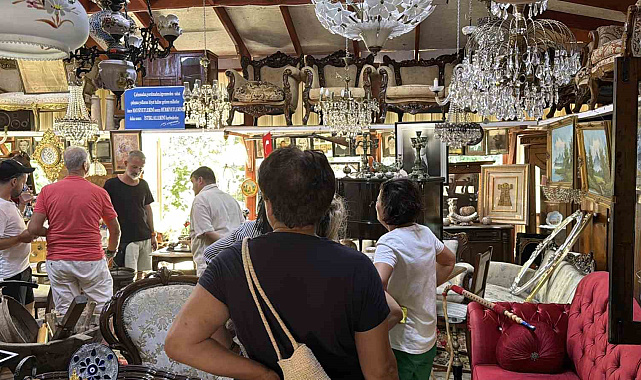 Geçmiş bu dükkanda yaşıyor