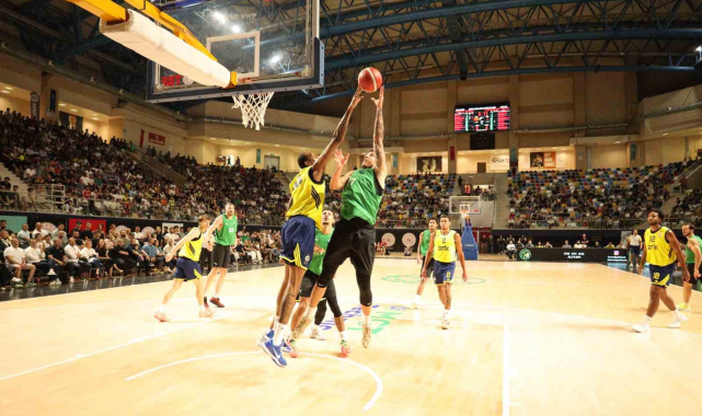 Hazırlık maçı: Körfez Basket: 82 - Fenerbahçe: 70